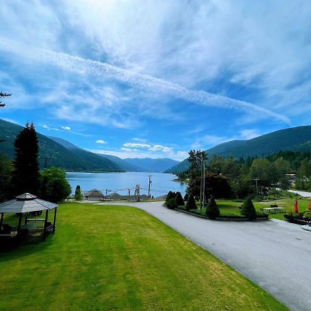 Kokanee Glacier Resort Нелсън Екстериор снимка